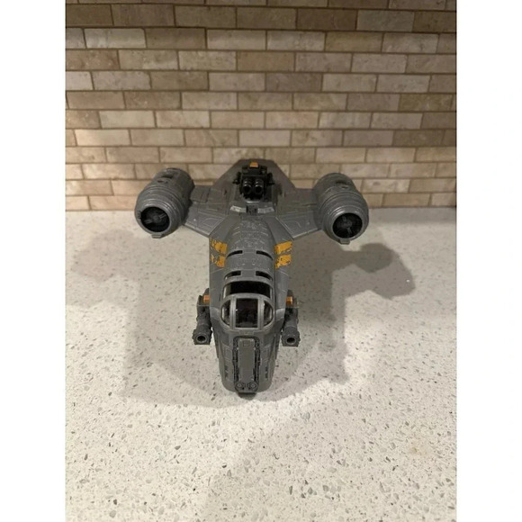 Star Wars Mandalorian Razor Crest Ship Rare ba - Picture 4 of 10